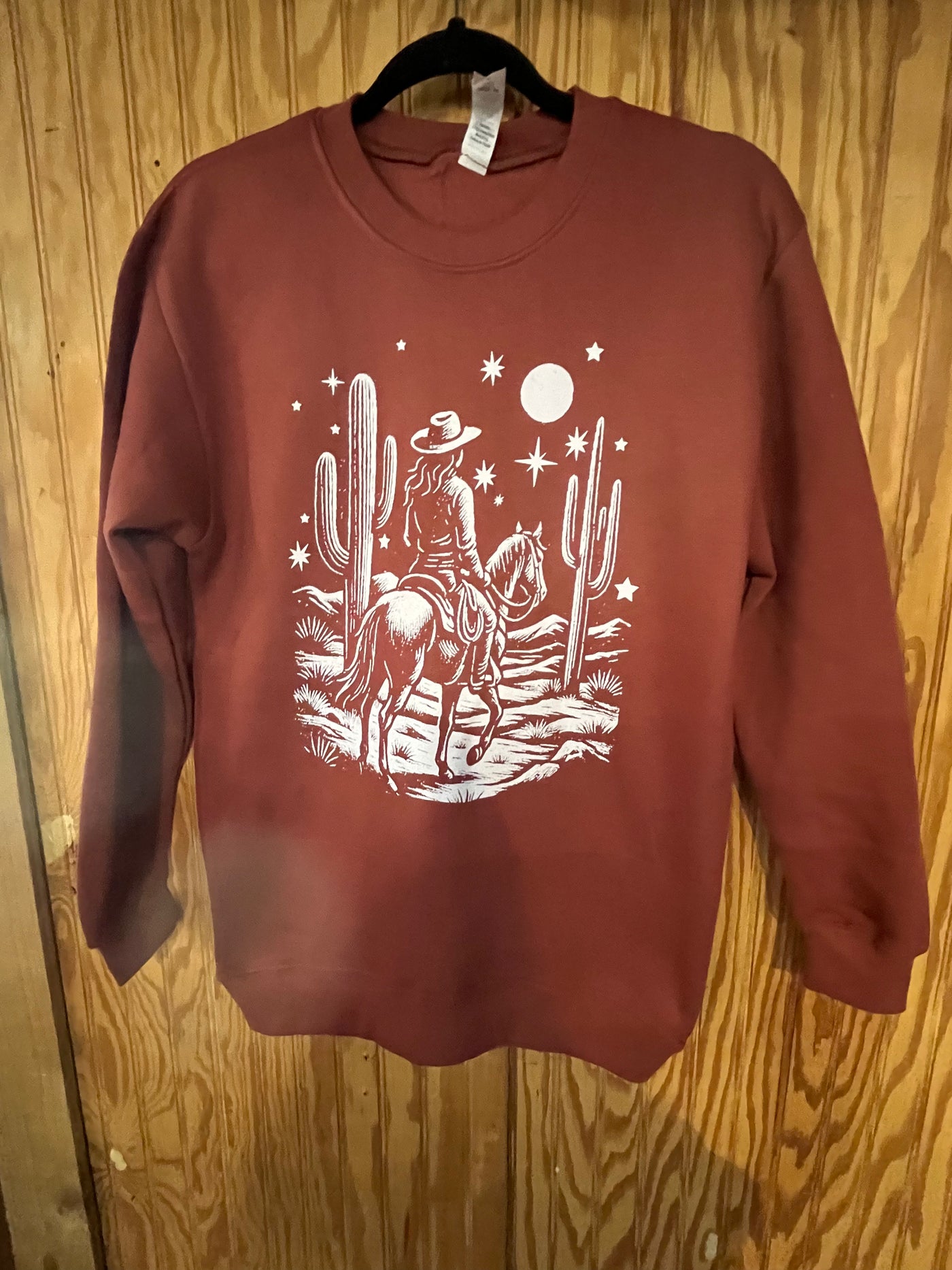 WHITE DESERT COWGIRL SWEATSHIRT