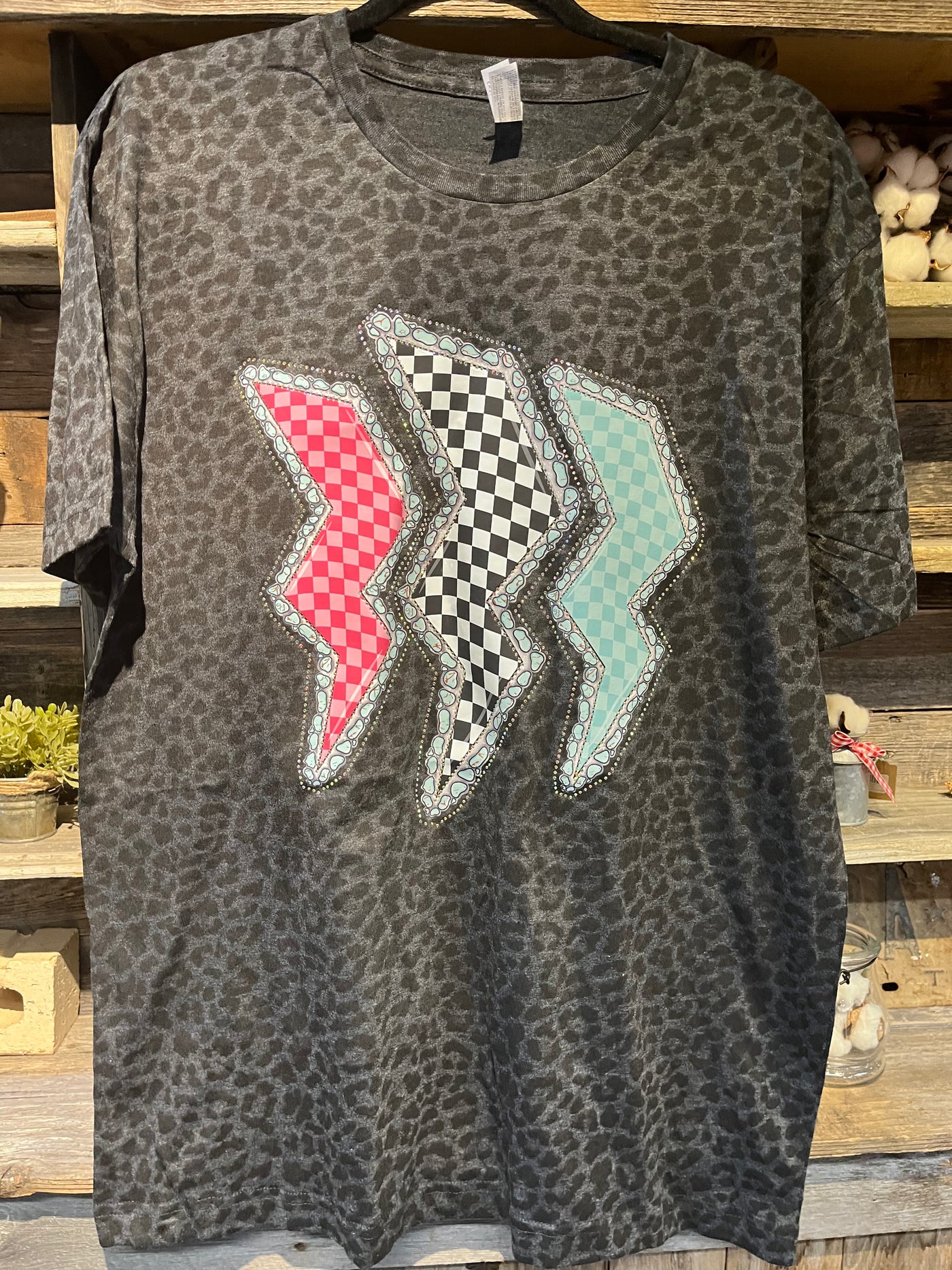 THREE BOLTS WITH BLING TEE