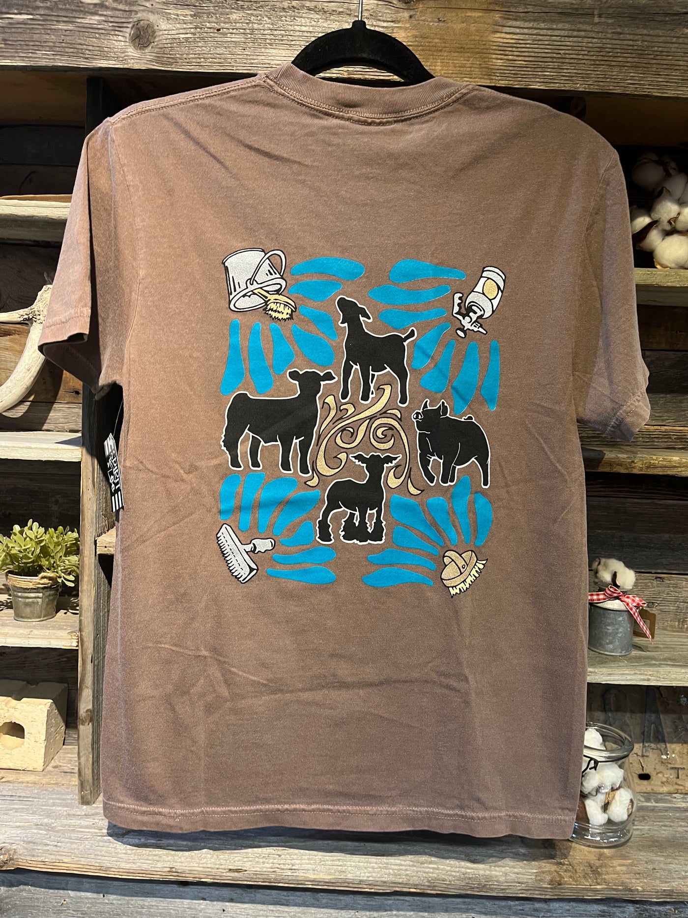 SHOWTIME STOCKSHOW POCKET TEE