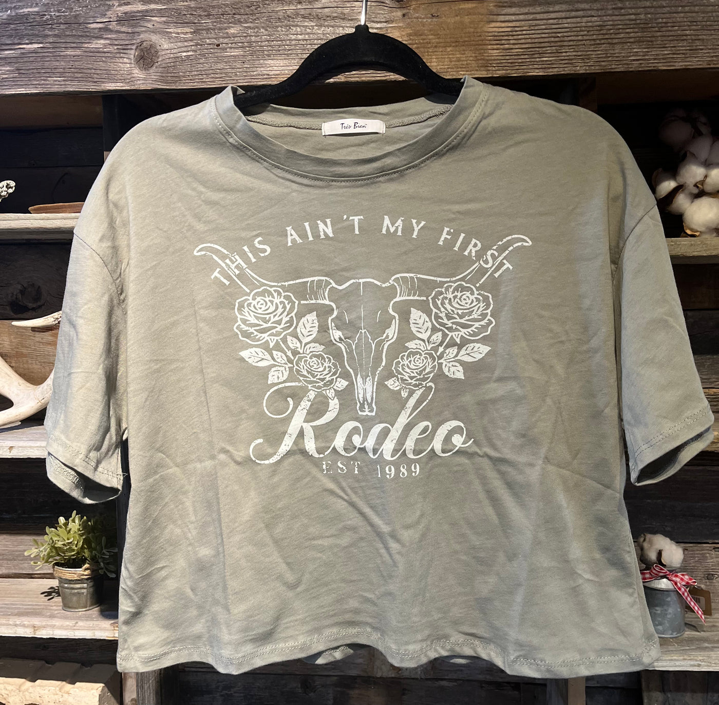 THIS AIN'T MY FIRST RODEO CROP TEE