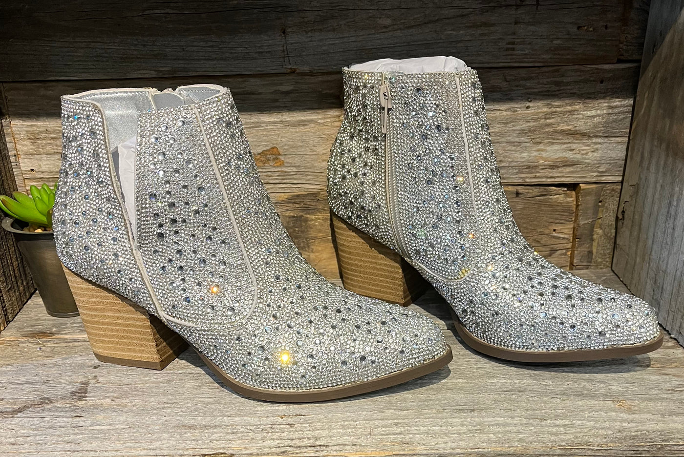 RHINESTONE WESTERN BOOTIES