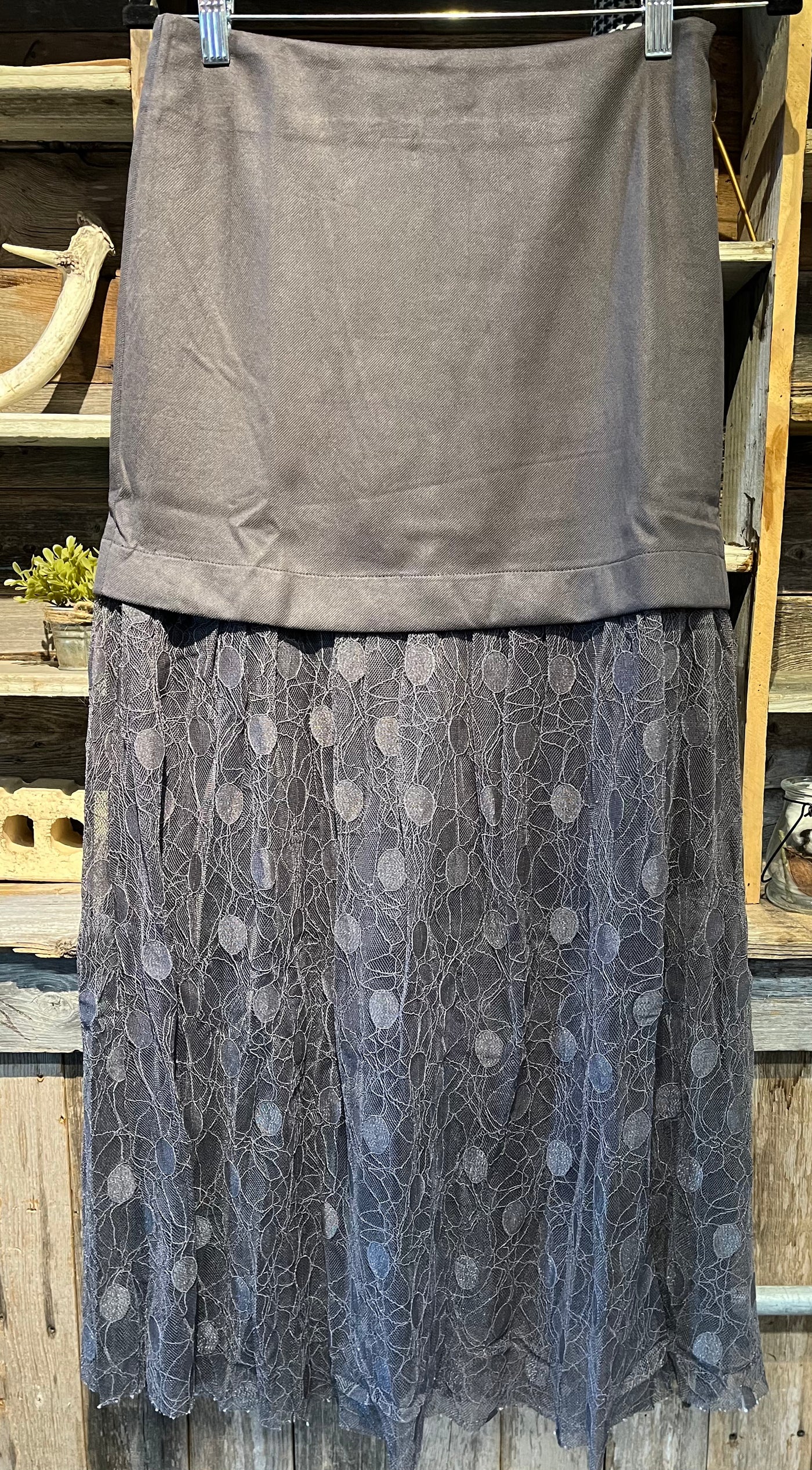 POLKA DOT TEXTURED MESH MAXI SKIRT