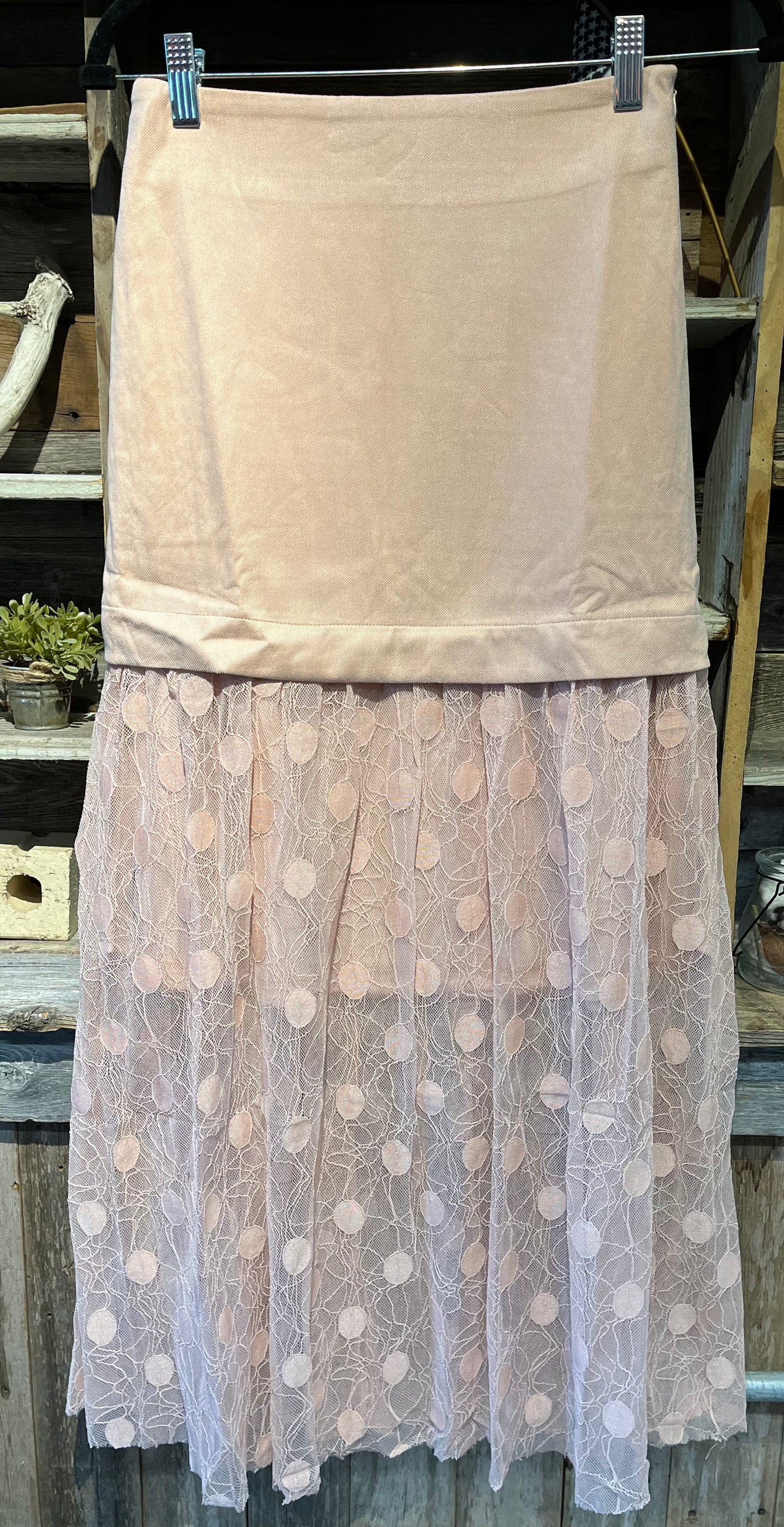 POLKA DOT TEXTURED MESH MAXI SKIRT