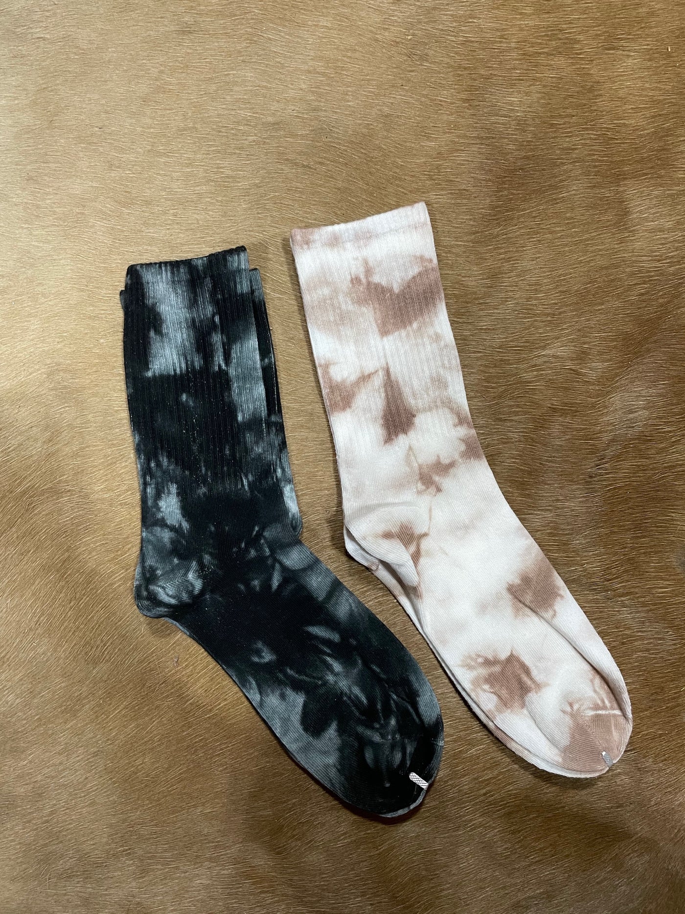 Tie-Dye Crew Socks *