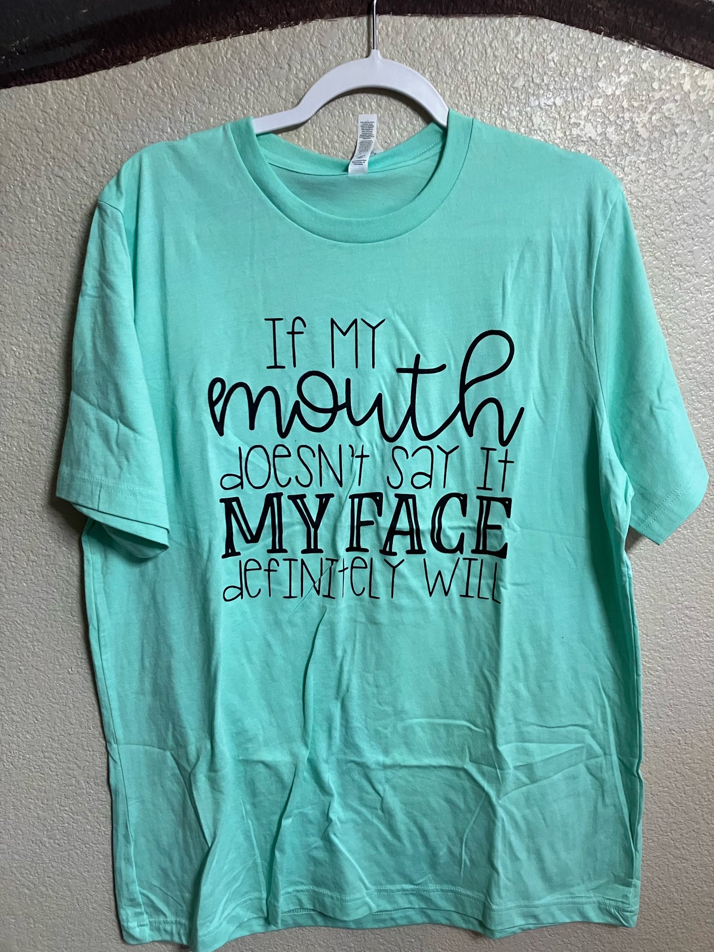 mouth and face Tee